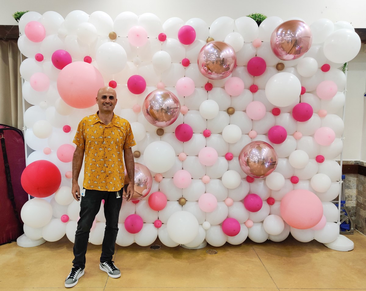 קיר צילום מבלונים לבת מצווה